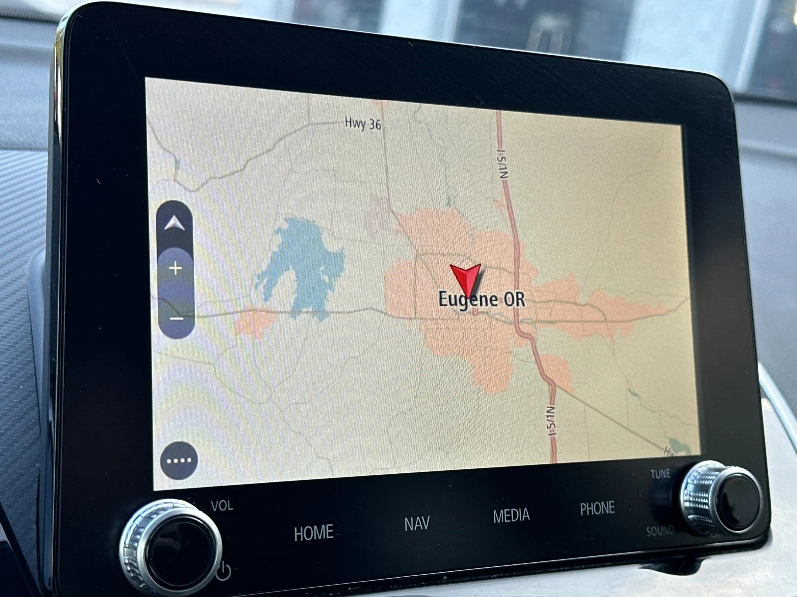 Used 2025 Black Mitsubishi SE image 18
