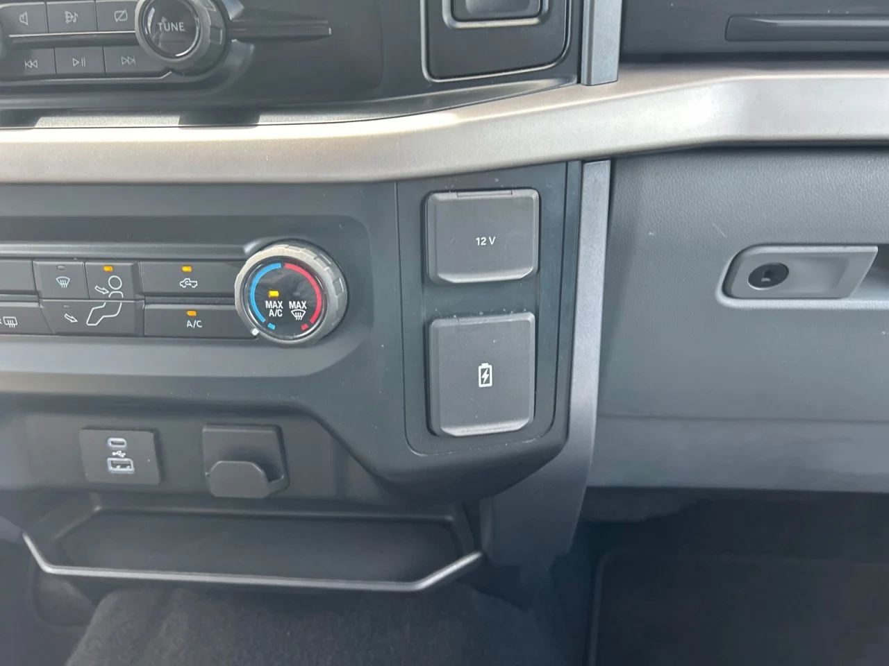 2023 Ford F-150 XLT - Photo 14