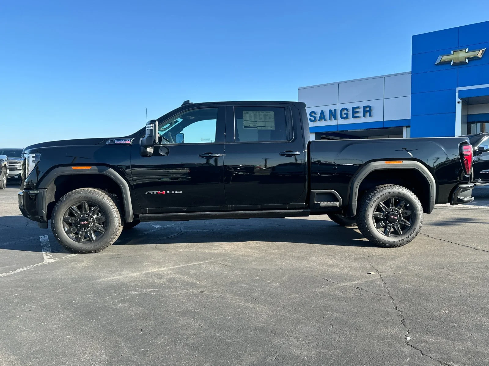 New 2026 Onyx Black GMC AT4 image 7