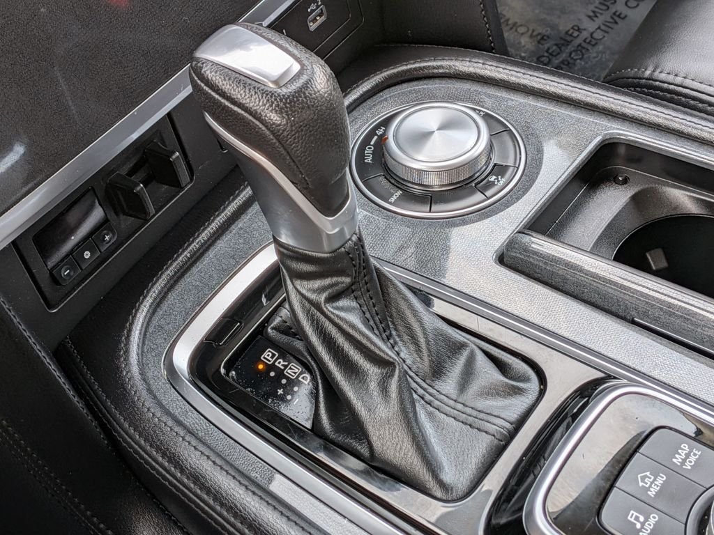 Used 2024 Silver Nissan SV image 25