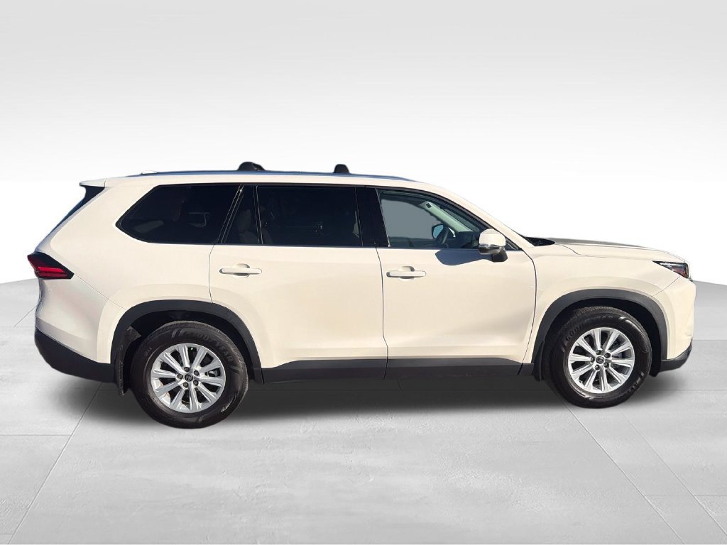 Used 2024 White Toyota XLE image 6