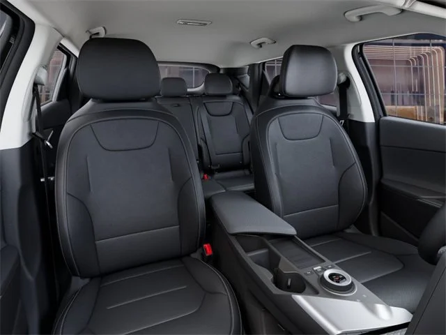 New 2025 Black Kia Wind image 15