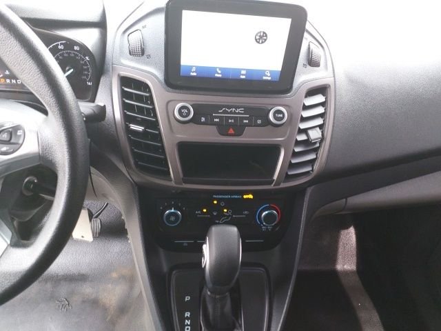 Used 2020 White Ford XL image 9