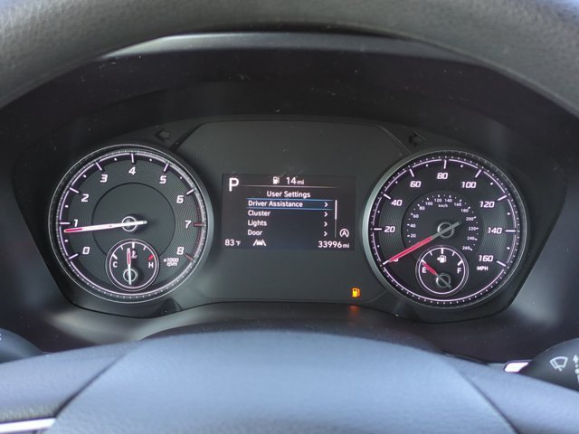Used 2023 White Hyundai SE image 25