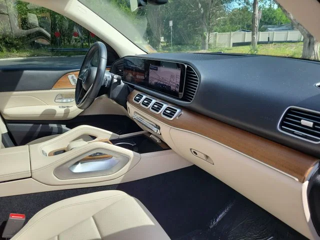 Used 2024  Mercedes-Benz GLE 450 image 37