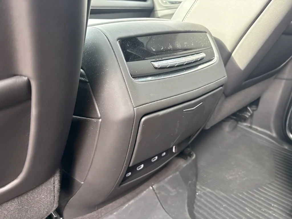 Used 2022 Crystal White Cadillac Sport Platinum image 20