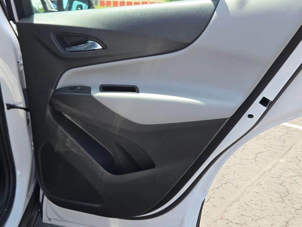 Used 2024 White Chevrolet LS image 11