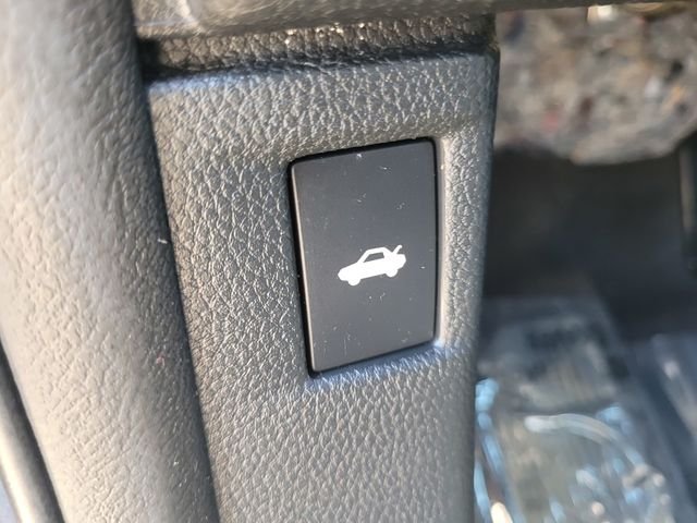 Used 2024  Honda EX image 19