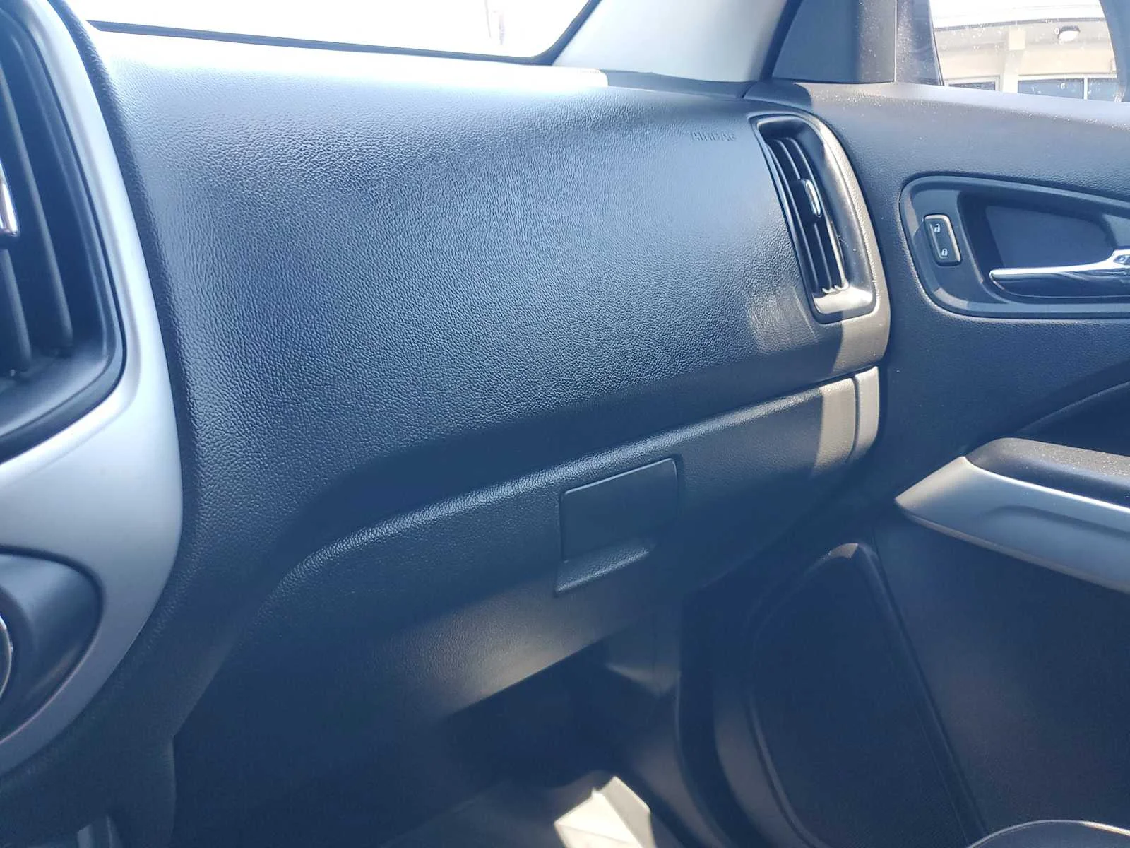 Used 2019 SHADOW GRAY METALLIC Chevrolet 4WD ZR2 image 24
