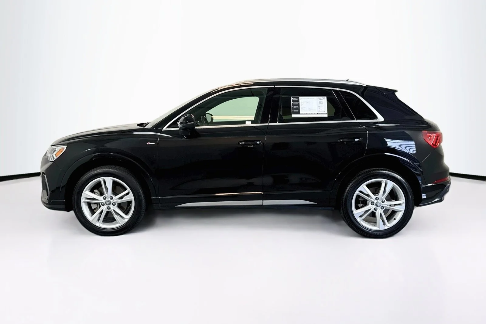 Used 2020 Black Audi S line Premium Plus image 8