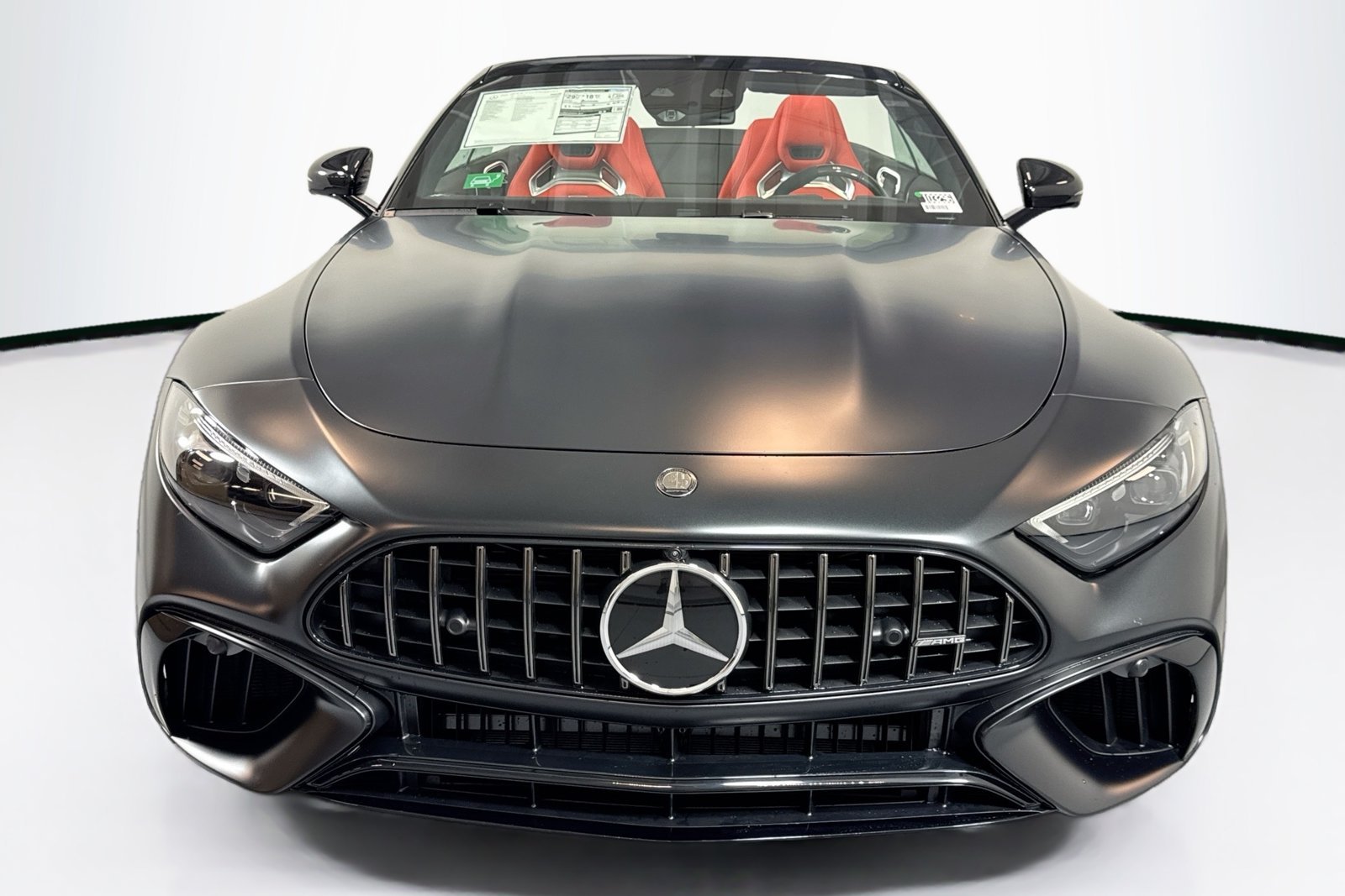 New 2026 MANUFAKTUR Night Black Magno Mercedes-Benz AMG® SL 63 S E Performance image 2