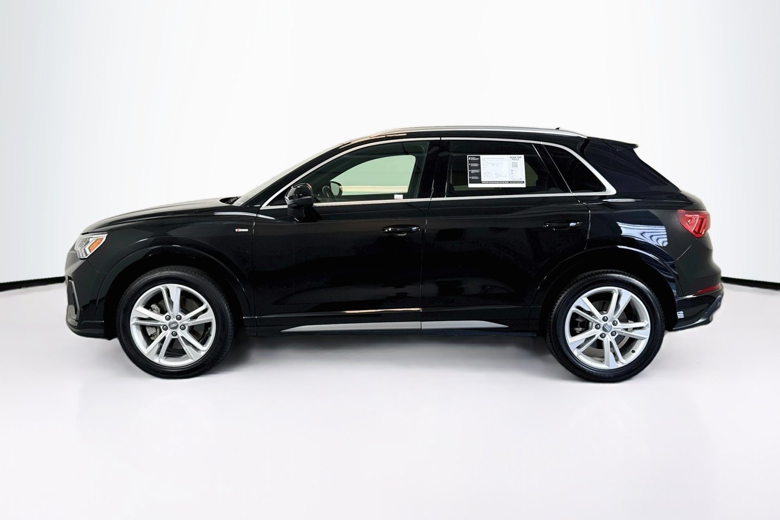 Used 2020 Black Audi S line Premium Plus image 8