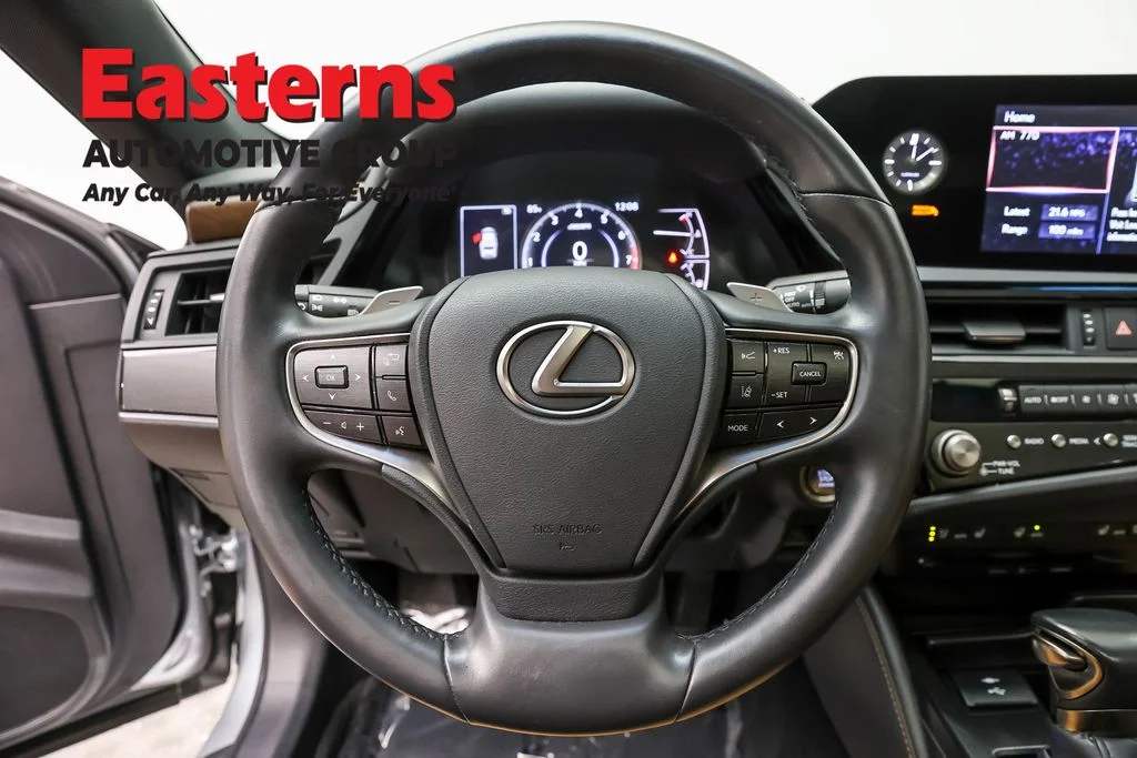 Used 2022 Silver Lexus 350 image 10