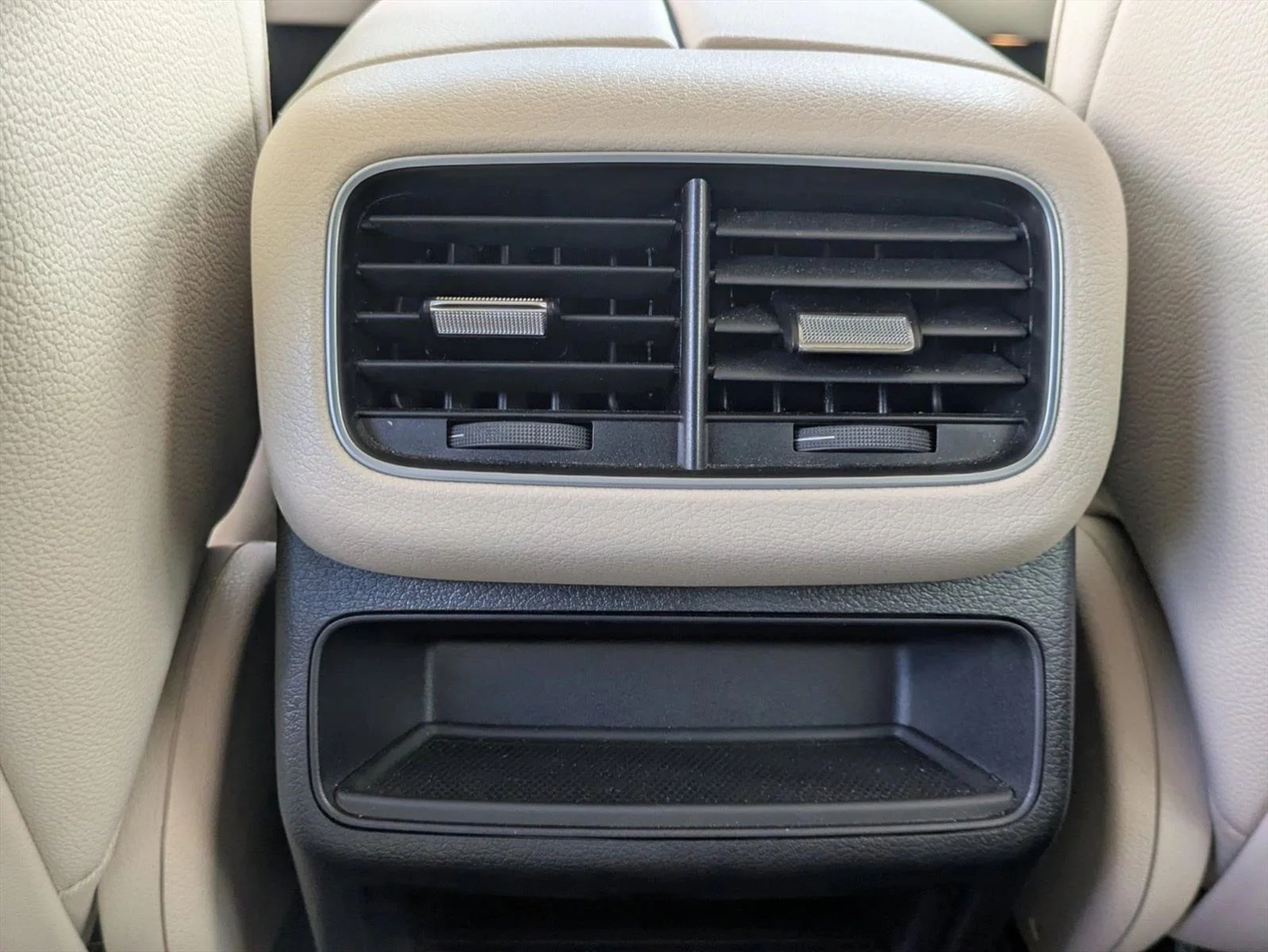 Used 2025 Polar White Mercedes-Benz GLE 350 image 16
