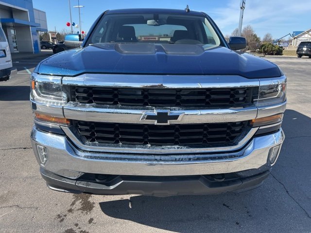 Used 2017 Chevrolet Silverado 1500 LT with VIN 1GCVKREC2HZ101846 for sale in Milan, MI