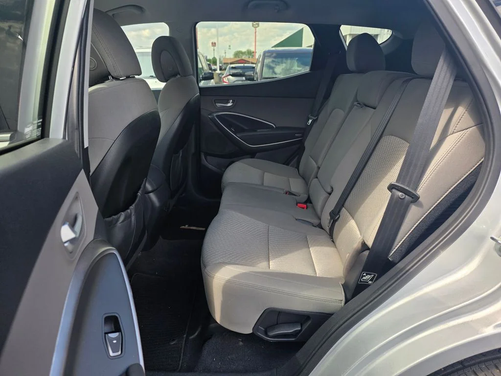 Used 2017 Sparkling Silver Hyundai 2.4 Base image 11