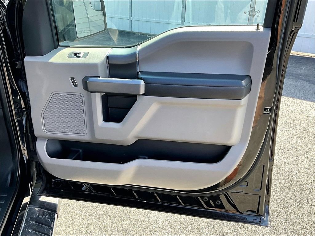 Used 2020 Black Ford XL image 12