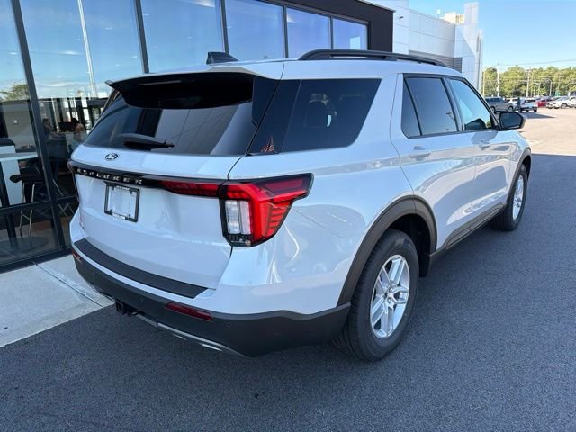 New 2027 Gray Ford 4DR 4WD ACTIVE image 3