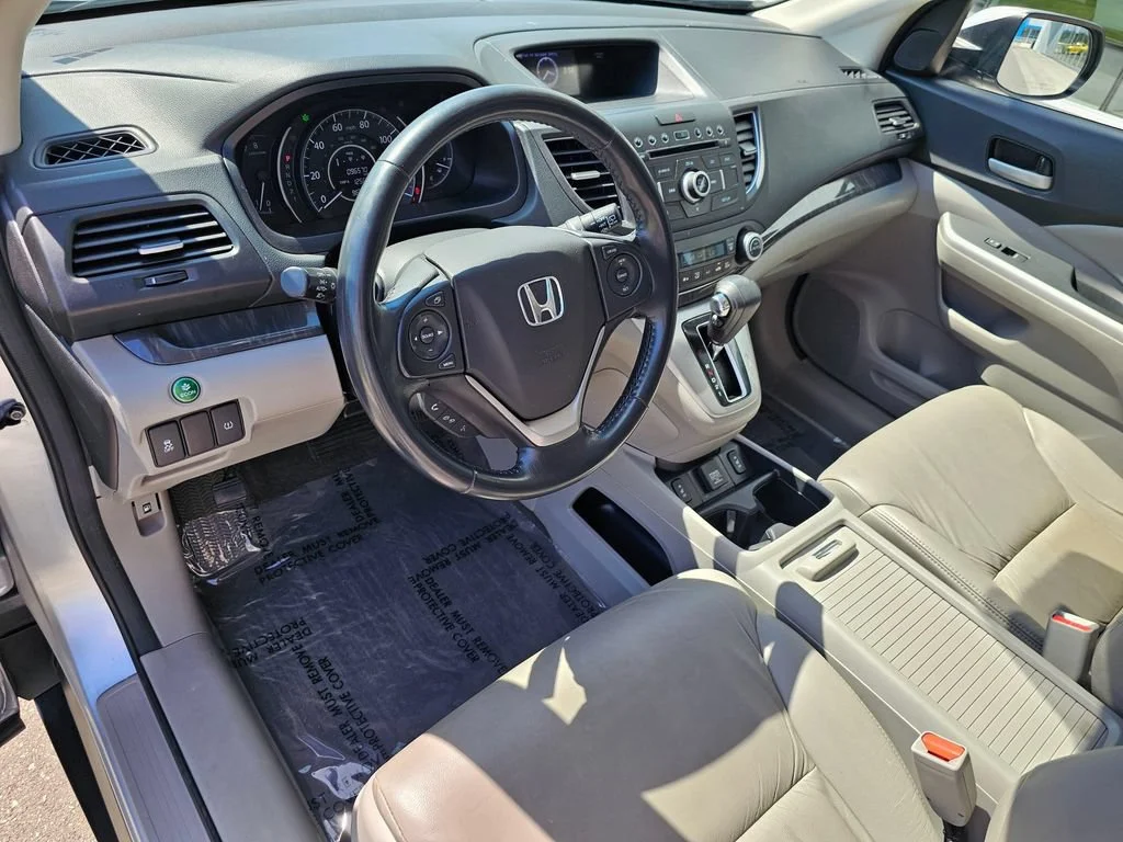 Used 2014  Honda EX-L image 19