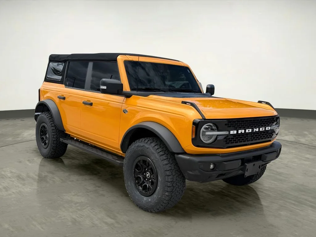 Used 2022 Orange Ford Wildtrak image 9