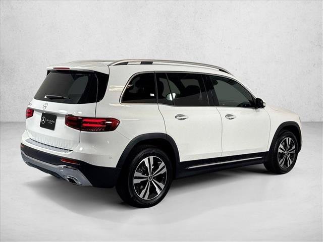 New 2026 Polar White Mercedes-Benz GLB 250 image 35