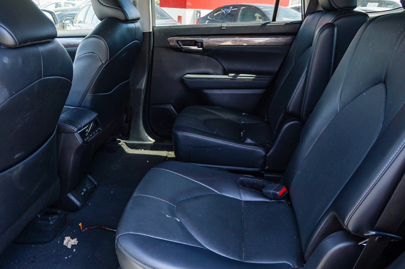 Certified Used 2024 Moon Dust Toyota Limited image 19