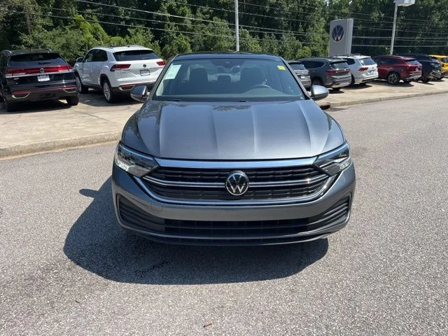 Used 2024 Gray Volkswagen 1.5T SE image 35