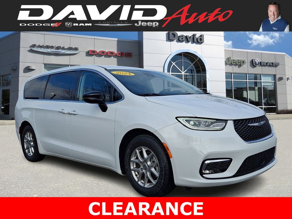 2024 Chrysler Pacifica Touring L