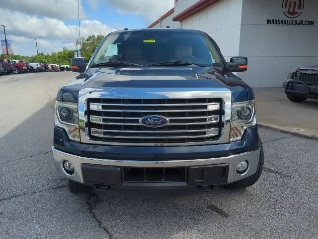 Used 2014 Blue Ford Lariat image 4