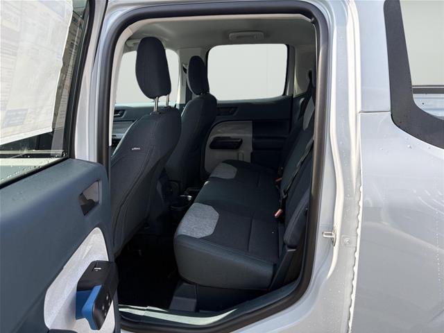 New 2026 Space White Metallic Ford XLT image 32