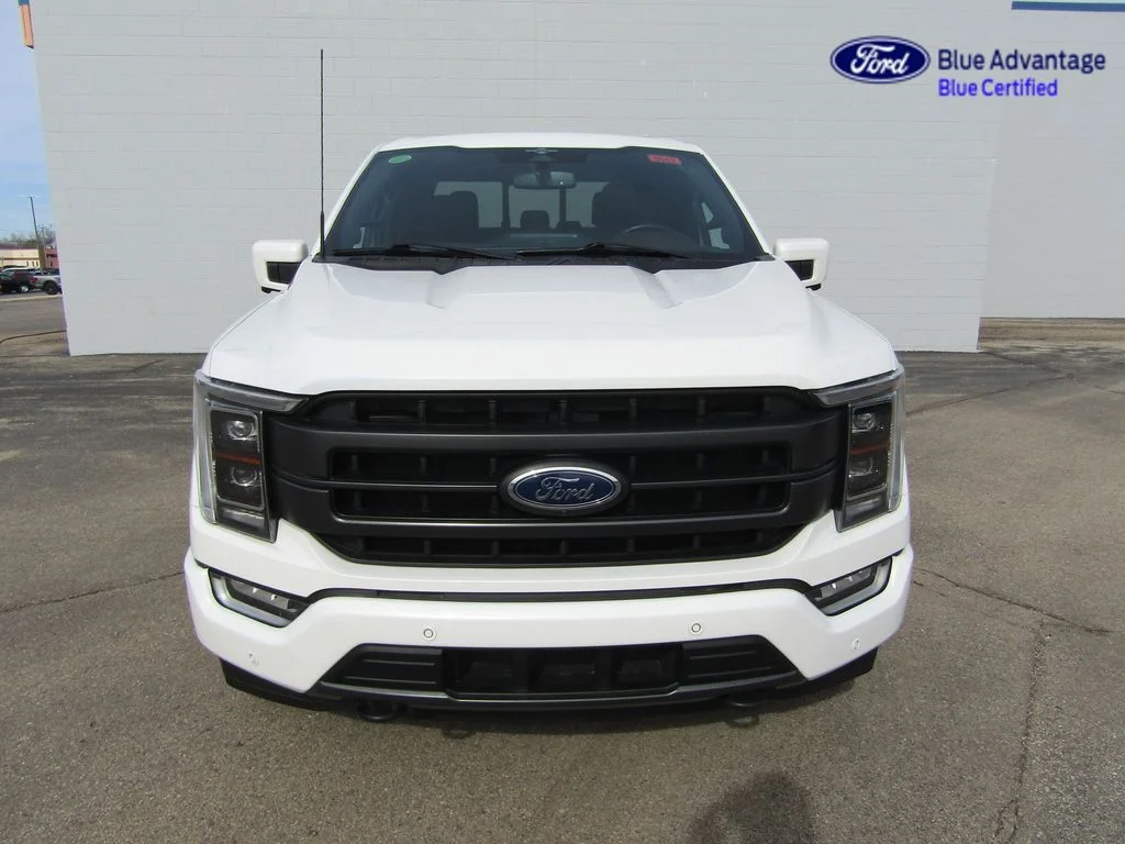 Certified Used 2023 Star White Ford Lariat image 3