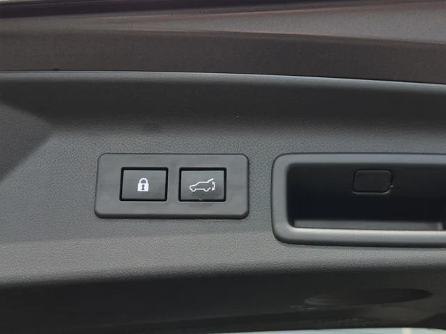 Used 2025 Magnetite Gray Metallic Subaru Sport image 8