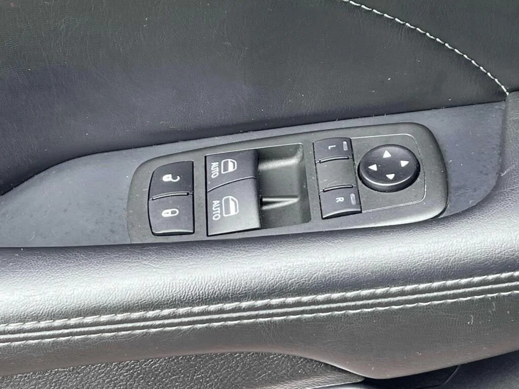 Used 2021 Pitch Black Clearcoat Dodge R/T Scat Pack image 30