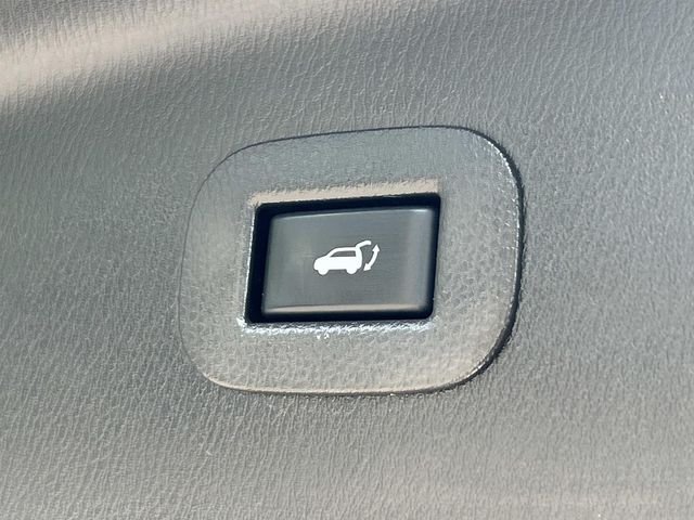 Used 2022 Gray INFINITI Premium Select image 14