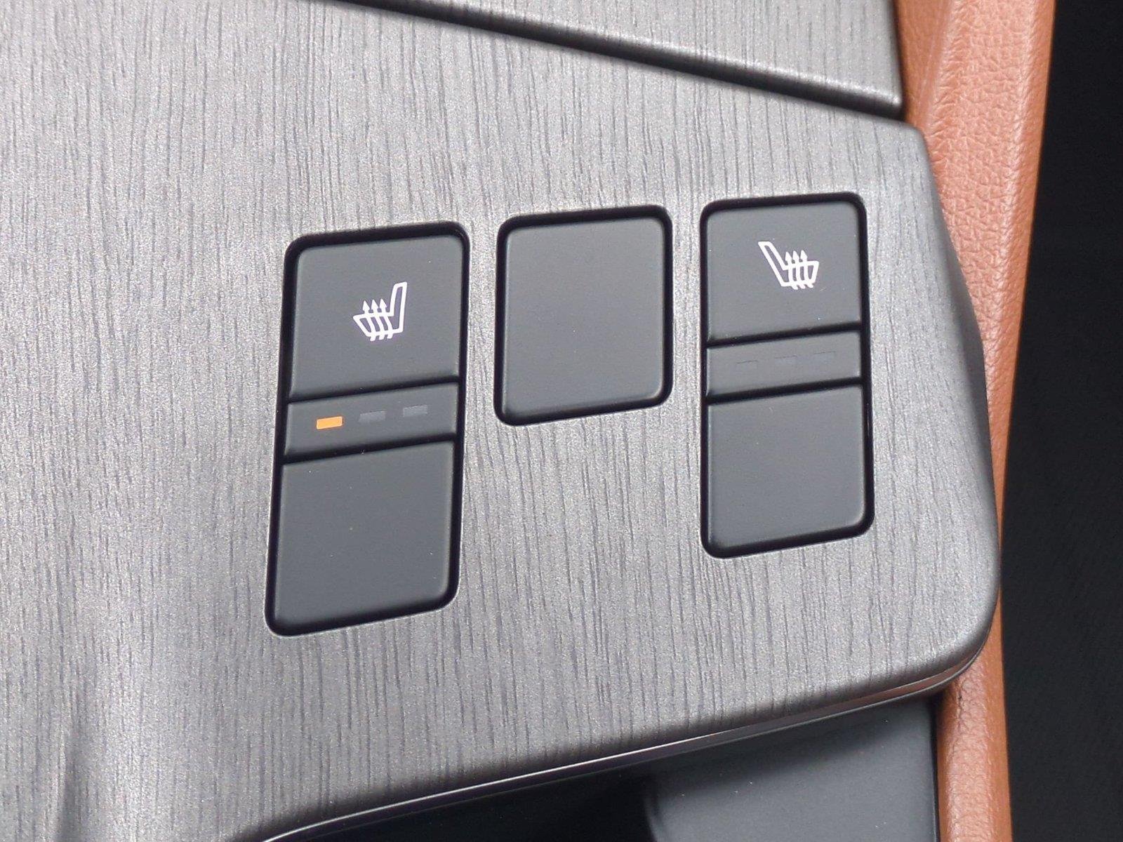 New 2027 WOLF GRAY KIA  image 26