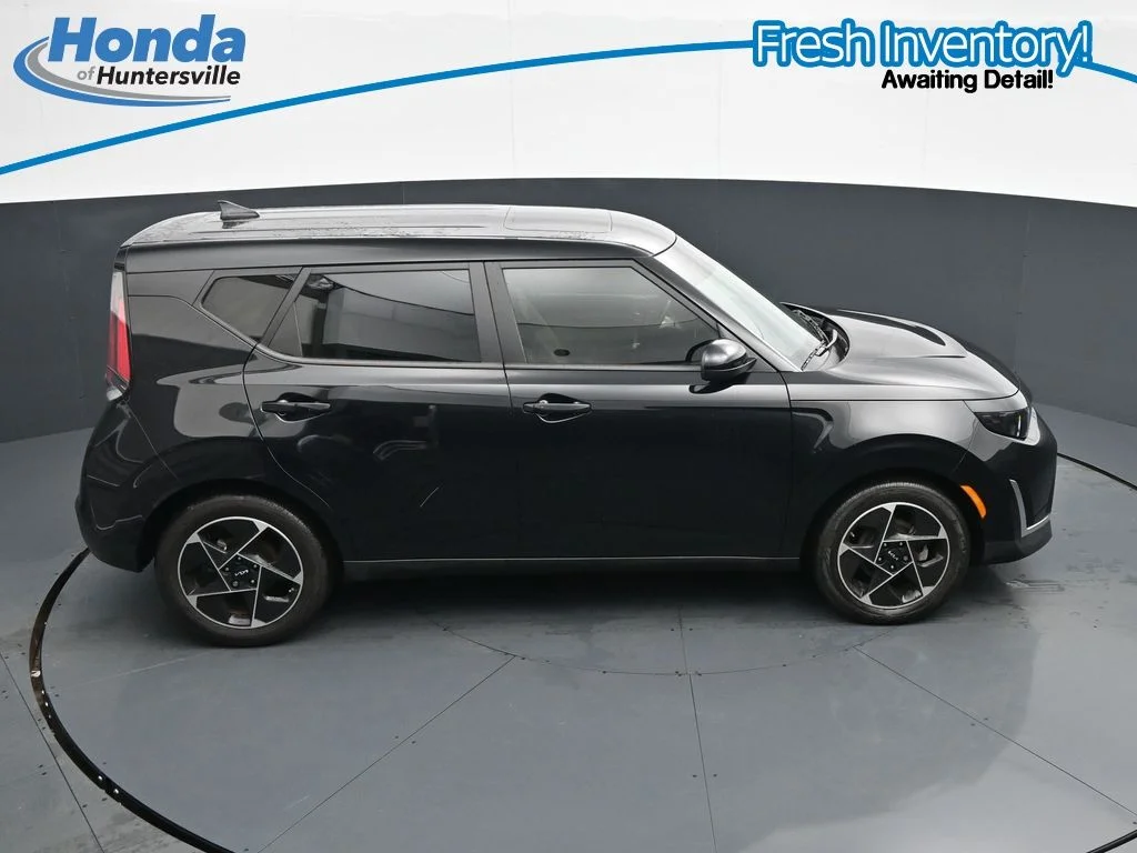 Used 2024 Black Kia EX image 23