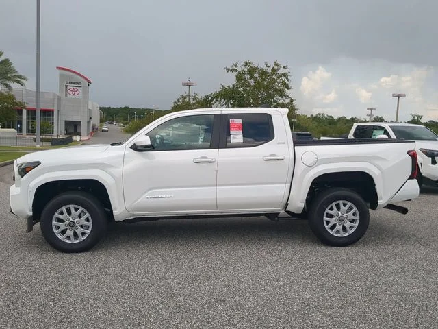 New 2026 Ice Cap Toyota SR5 image 7