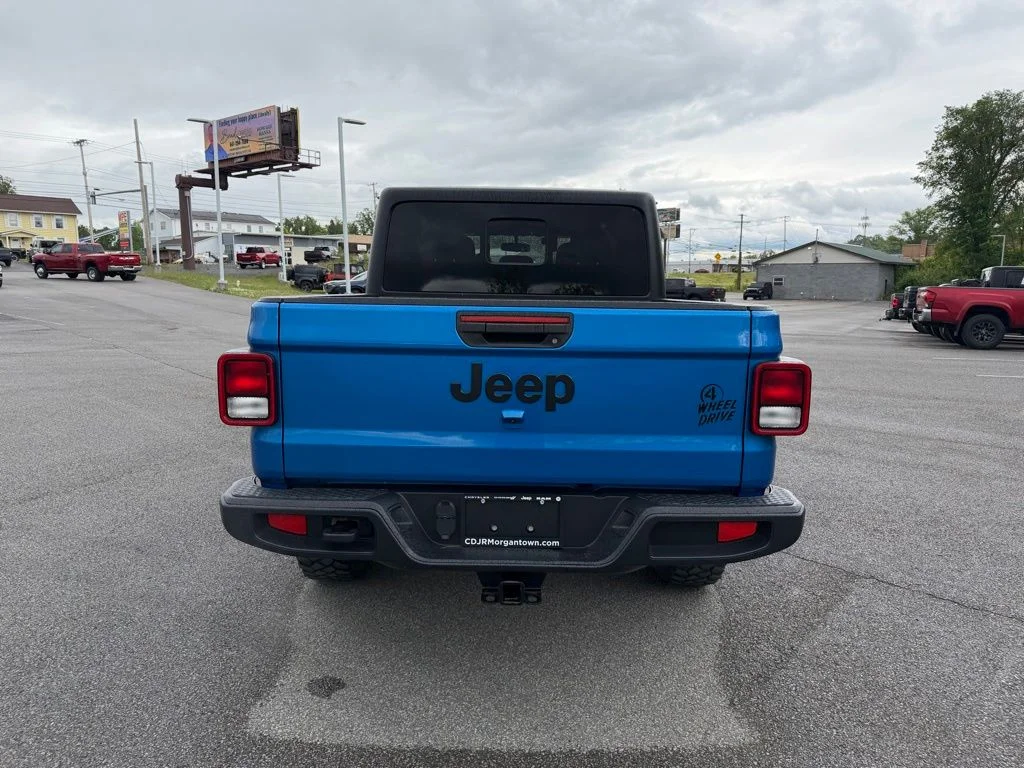 Used 2022 Blue Jeep Willys image 3