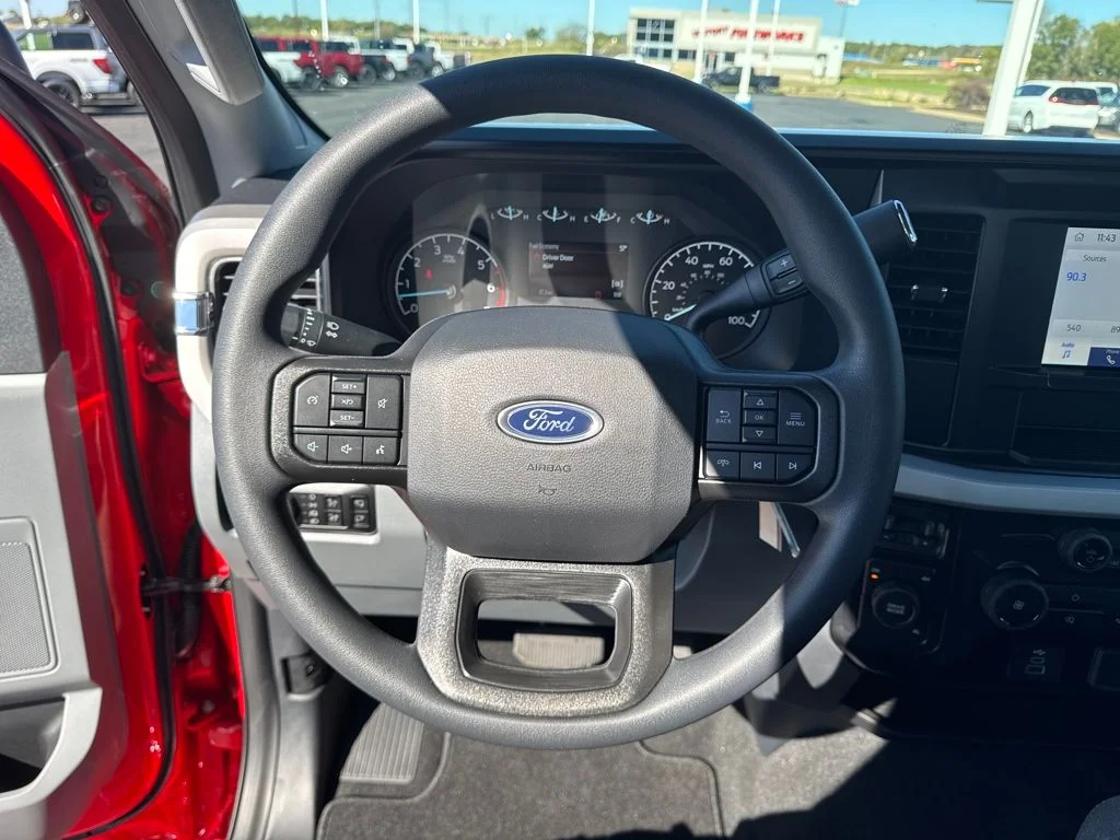 2026 Ford F-250 Super Duty XLT - Photo 13