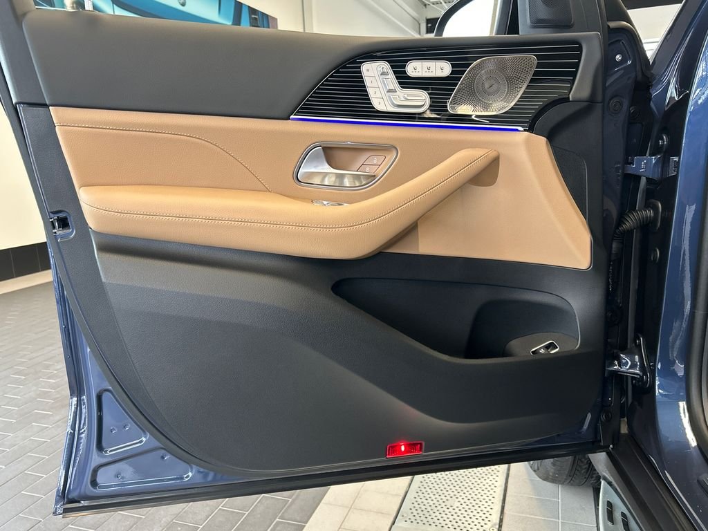 New 2026 Twilight Blue Metallic Mercedes-Benz GLS 450 image 10