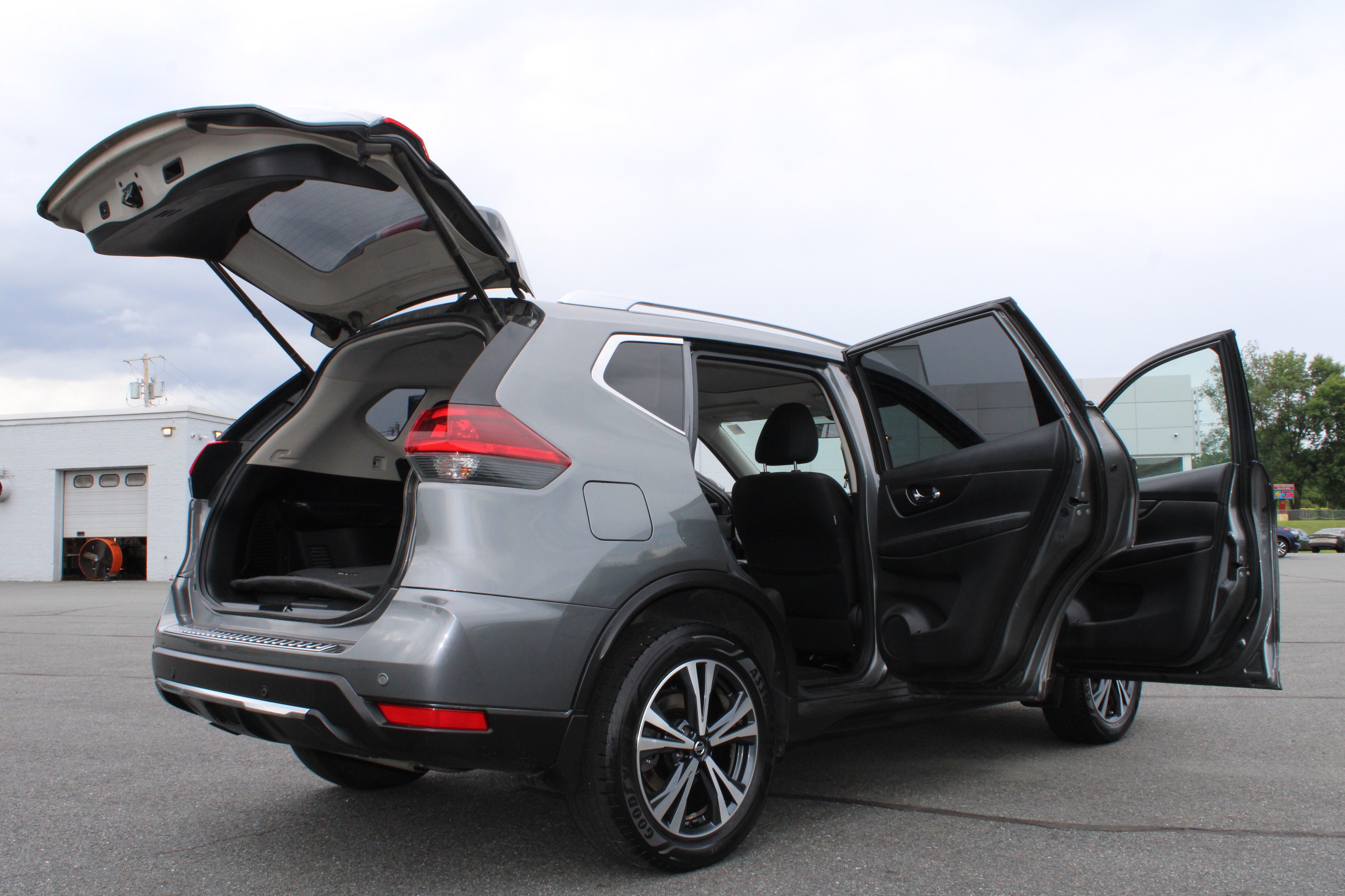 Used 2020 Gun Metallic Nissan SV image 18