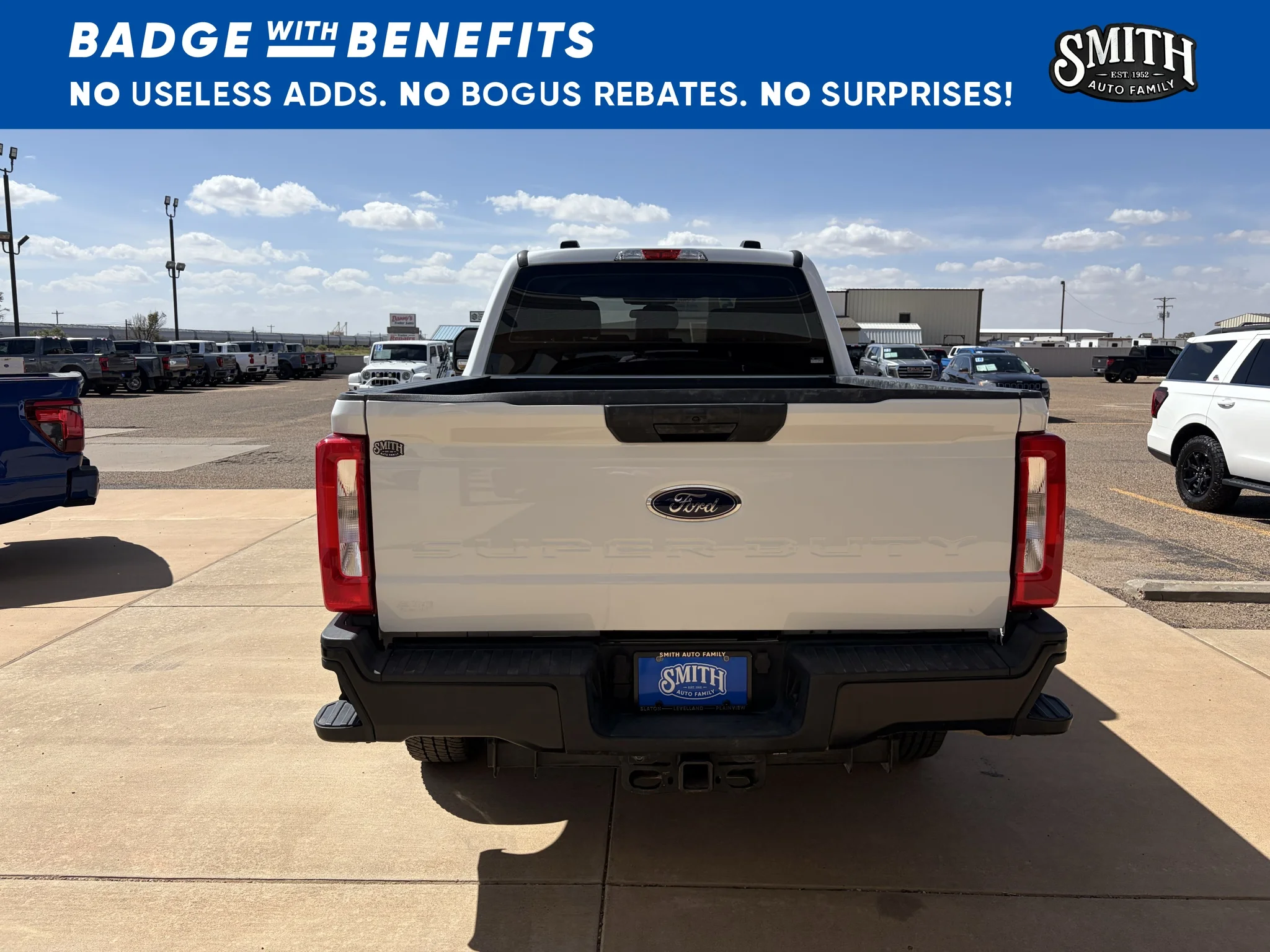 Certified Used 2025 Oxford White Ford XL image 4