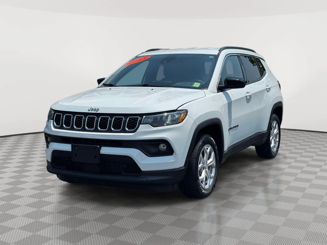 Used 2024 Bright White Clearcoat Jeep Latitude 4x4 image 3