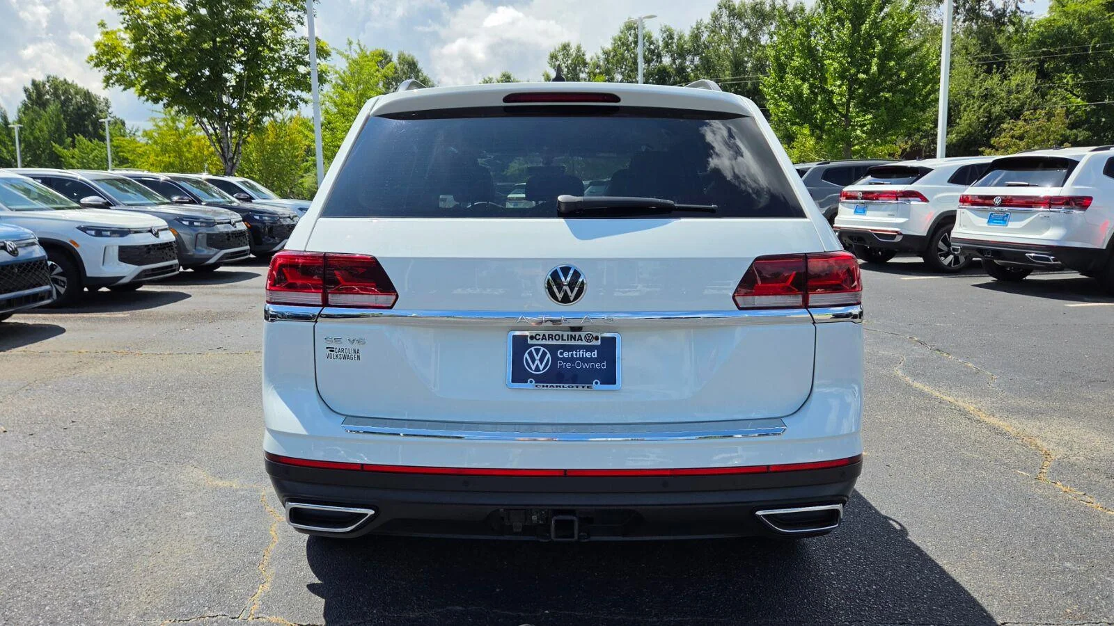 Certified Used 2023 Pure White Volkswagen 3.6L V6 SE w/Technology image 4