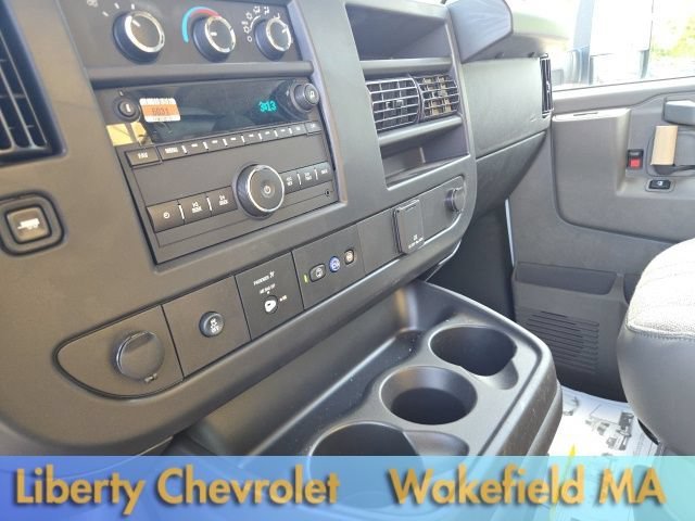 Used 2024 Summit White Chevrolet 2WT image 16
