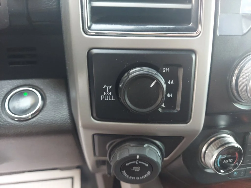 Used 2020 White Ford King Ranch image 22