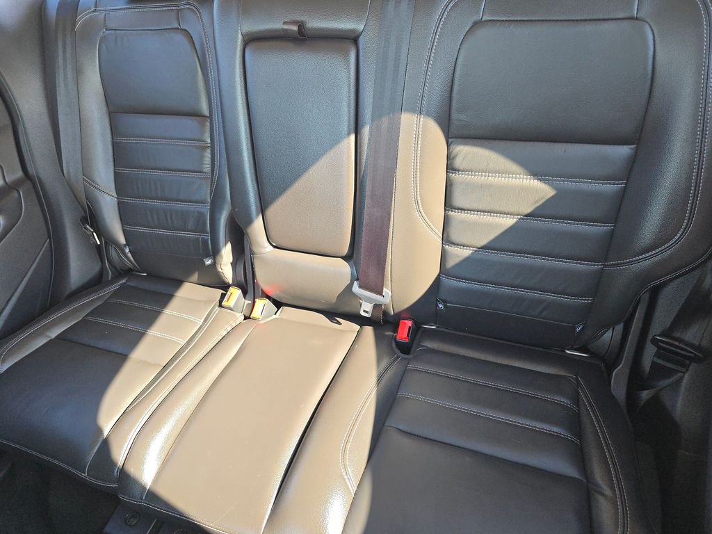 Used 2018 Red Ford SEL image 19