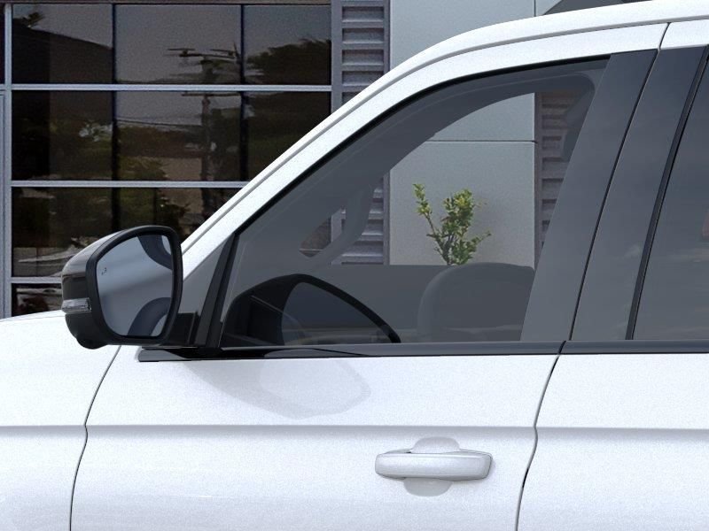New 2026 Star White Metallic Tri-Coat Ford MAX Platinum® image 20