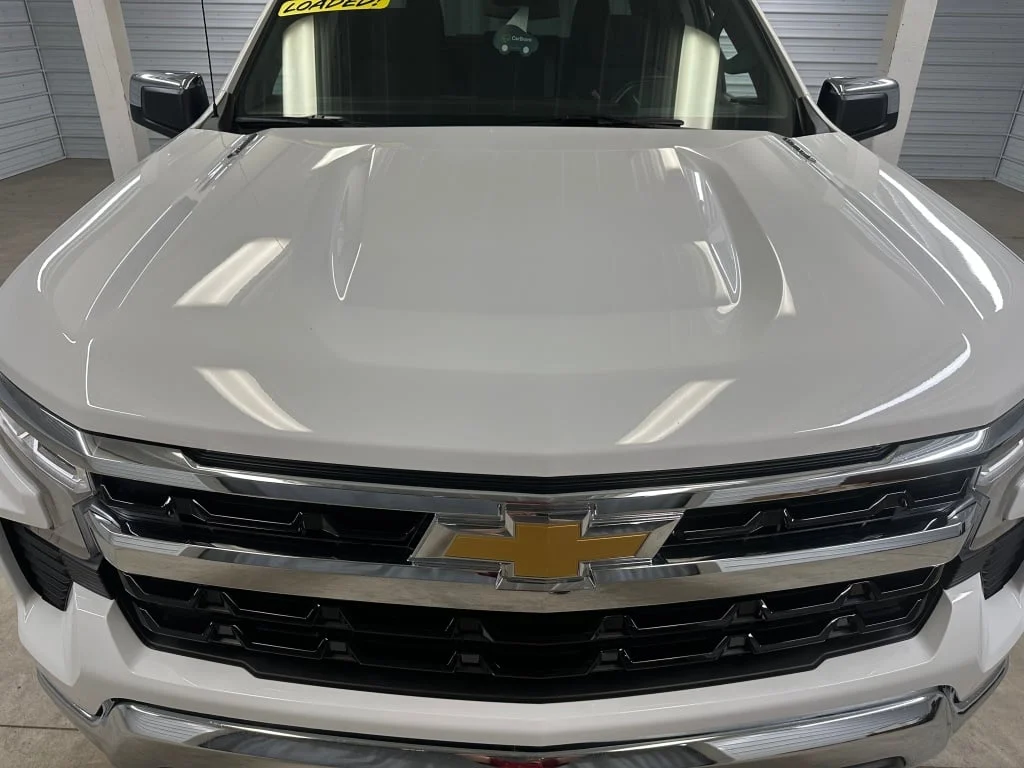 Certified Used 2025 Summit White Chevrolet LT image 40