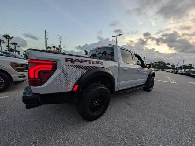 2024 Ford F-150 Raptor - Photo 39